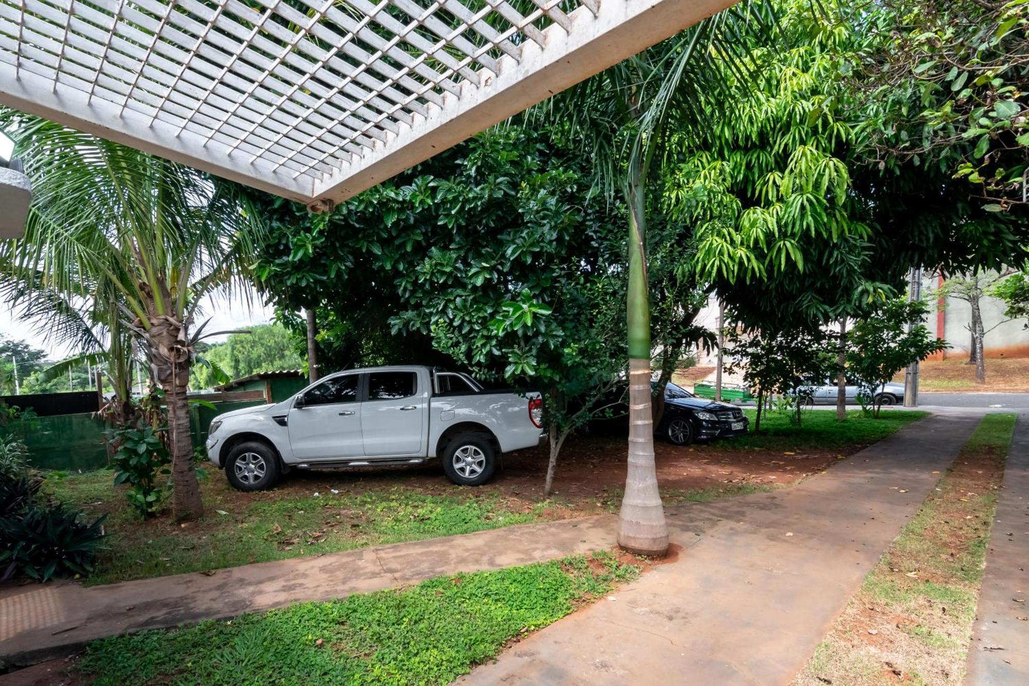 Design Stay Suite 03 - Pousada Zona Sul Prox Umc, Praia Clube E Shopping Uberlandia Exterior photo